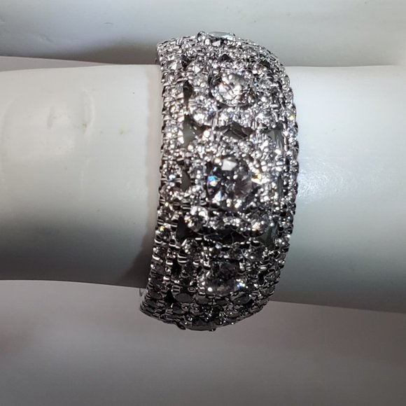 Beautiful design 14K white gold diamond ring - Picture 6 of 9